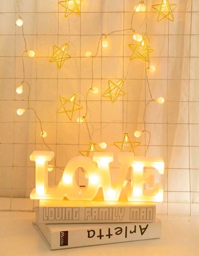 ضوء زخرفي بتصميم عبارة3