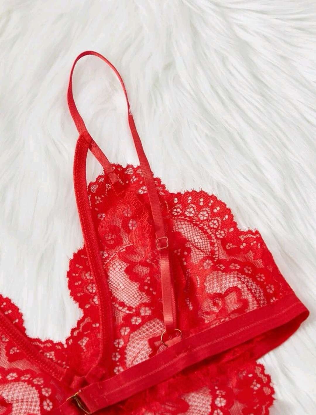 طقم ملابس داخلية احمر3