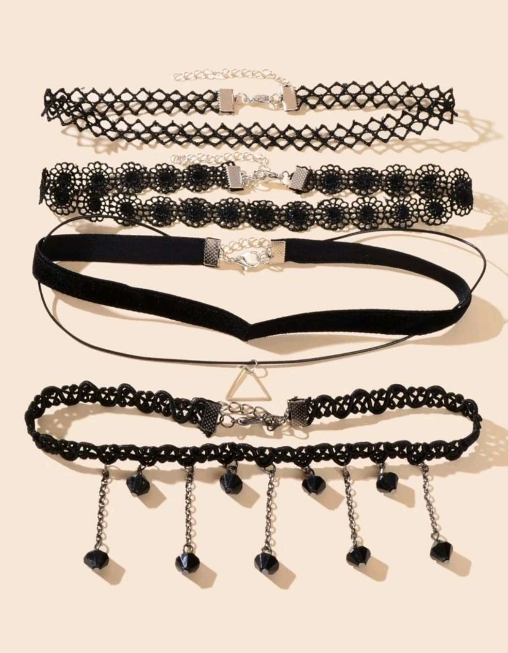 قلادة بديكور خرز 4 قطع3