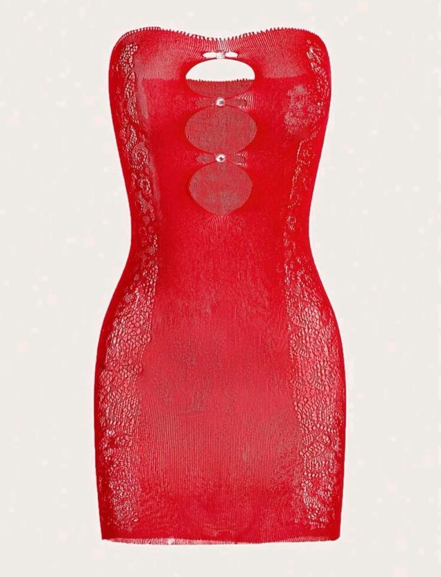 فستان ضيق قص مجوف صدرية1